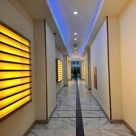 Batumi Orbi City Apart Hotel Zewnętrze zdjęcie