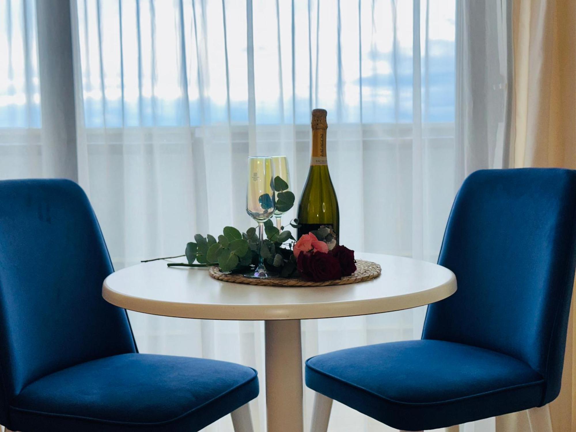 Batumi Orbi City Apart Hotel Zewnętrze zdjęcie
