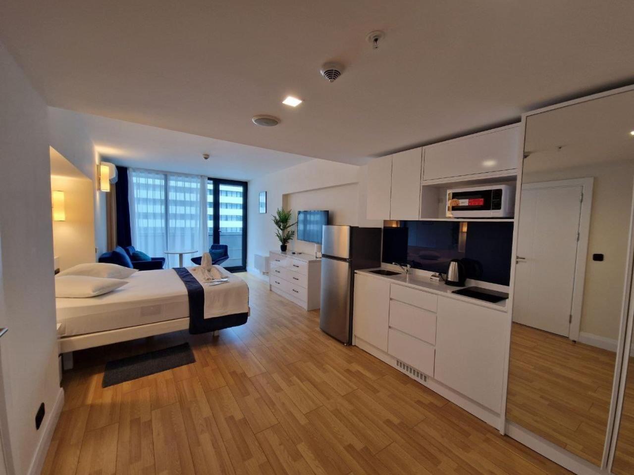Batumi Orbi City Apart Hotel Zewnętrze zdjęcie