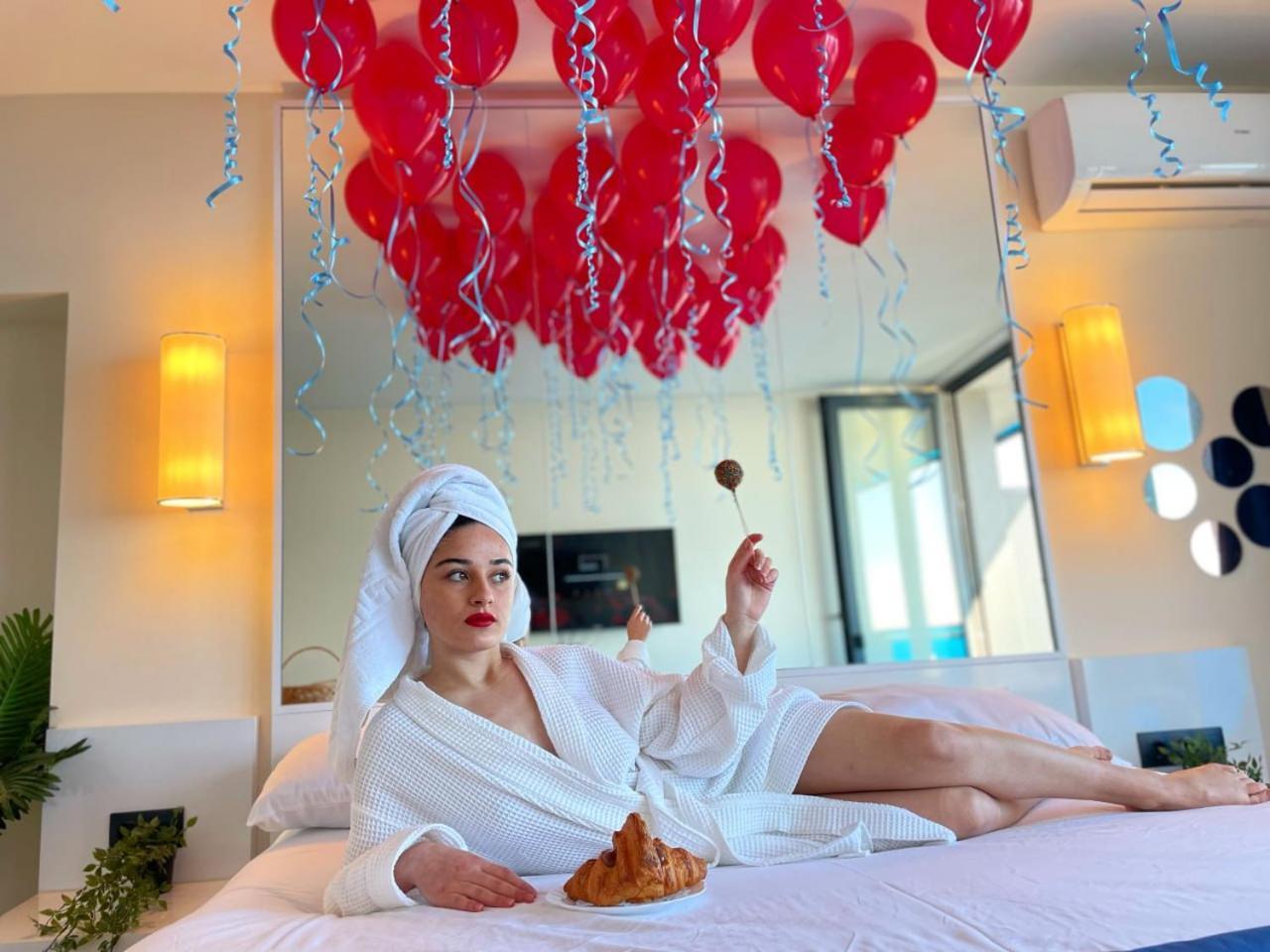 Batumi Orbi City Apart Hotel Zewnętrze zdjęcie
